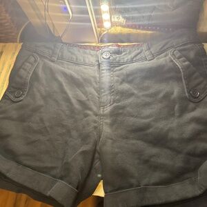 Women’s shorts